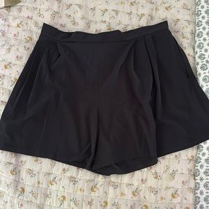 Ware pleated shorts